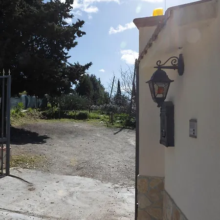 Beb Sant' Elia Bed and Breakfast Καλτανισέττα
