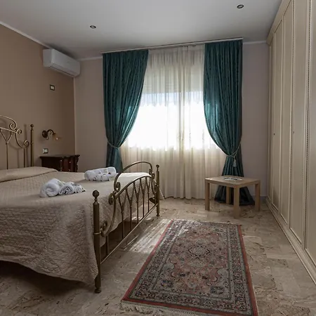 Beb Sant' Elia Couette-café Caltanissetta