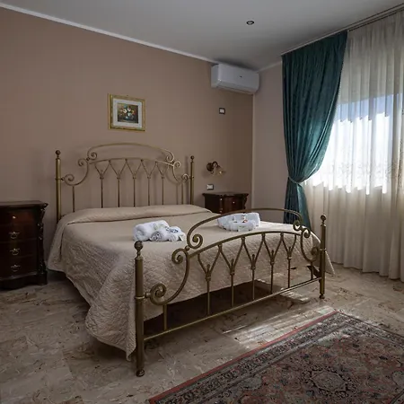 Beb Sant' Elia Couette-café Caltanissetta